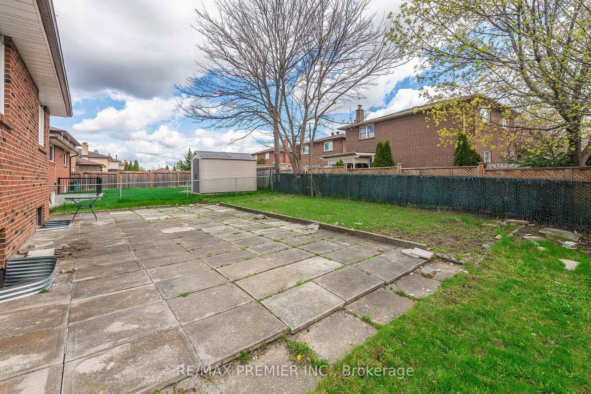 Photo 31 of 43 Jules Avenue, Vaughan, East Woodbridge — HOMEH