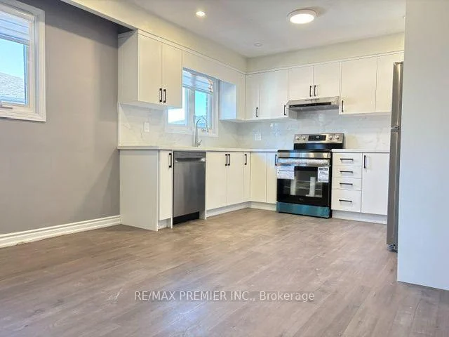 Photo 8 of 43 Jules Avenue, Vaughan, East Woodbridge — HOMEH