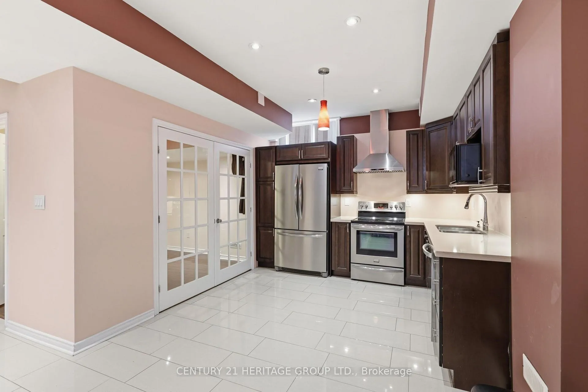 Photo 7 of Unit Lower, 19 Dunrobin Crescent, Vaughan, Kleinburg — HOMEH