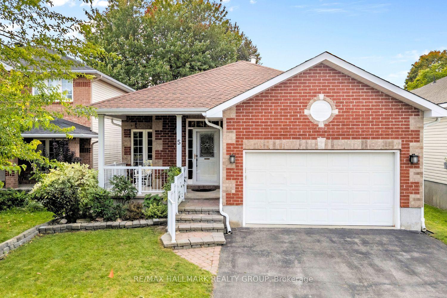 Photo 1 of 5 Rayburn Street, Ottawa, Kanata - Morgan's Grant/South March — HOMEH