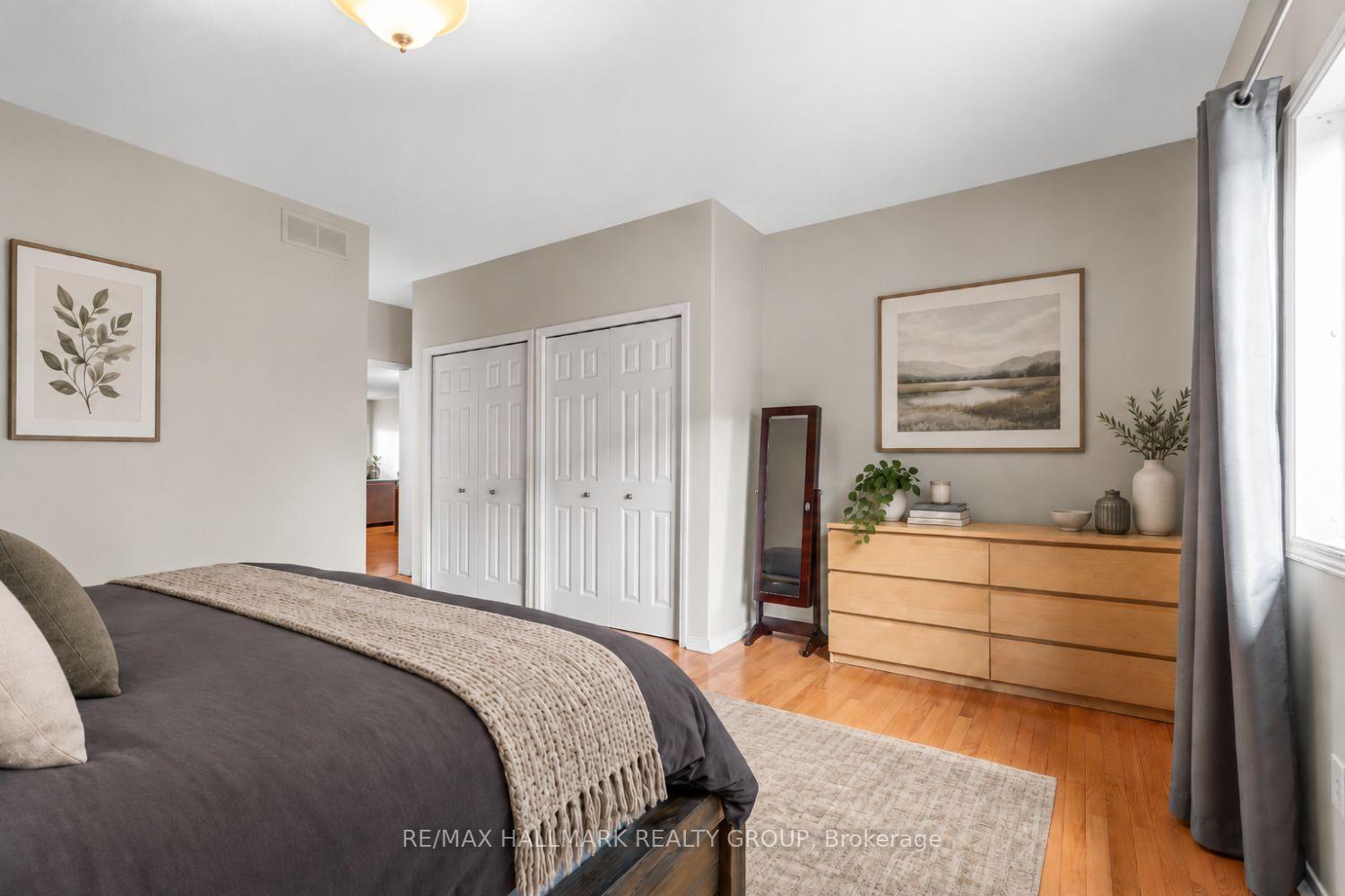 Photo 11 of 5 Rayburn Street, Ottawa, Kanata - Morgan's Grant/South March — HOMEH