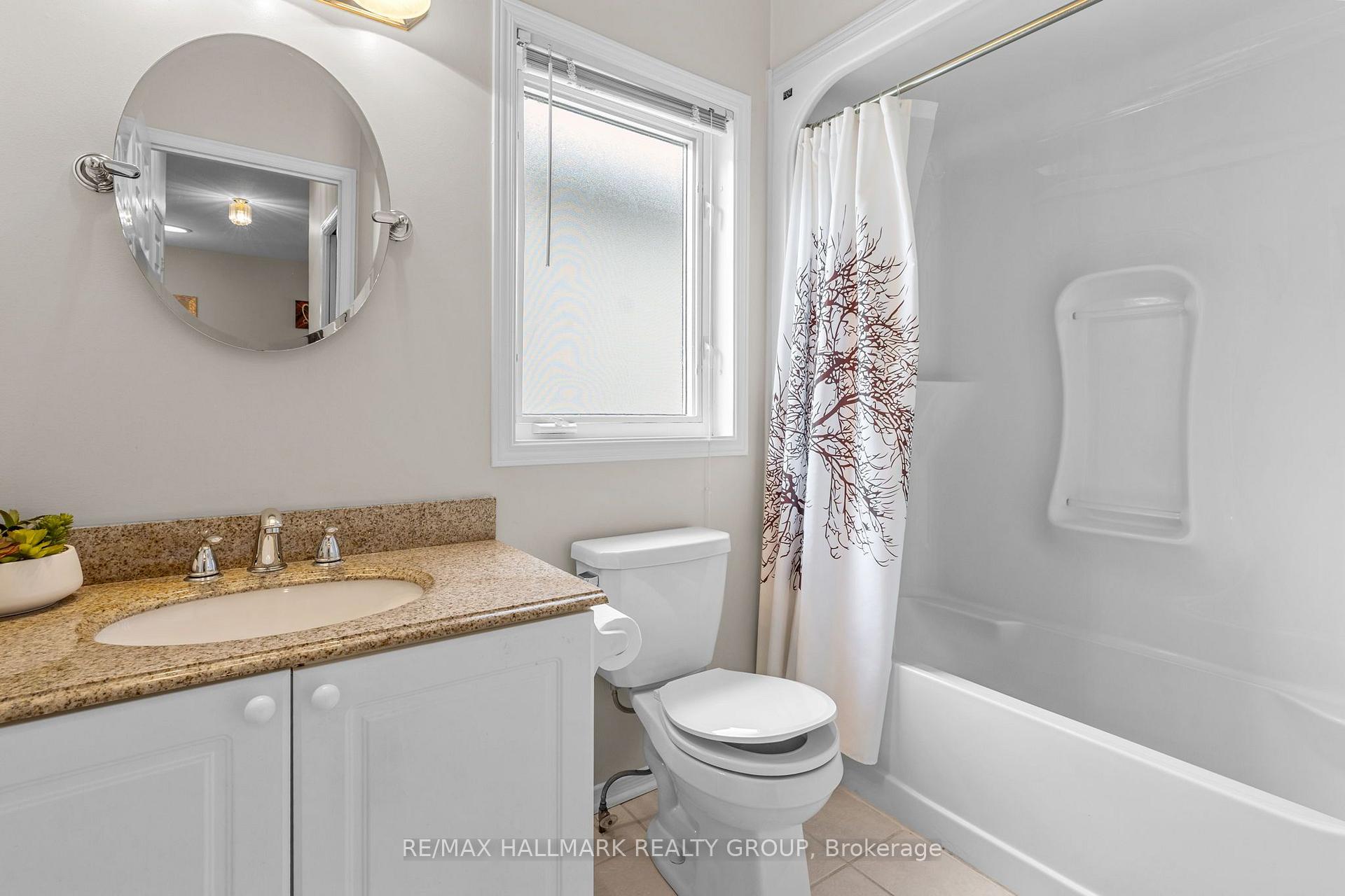Photo 17 of 5 Rayburn Street, Ottawa, Kanata - Morgan's Grant/South March — HOMEH