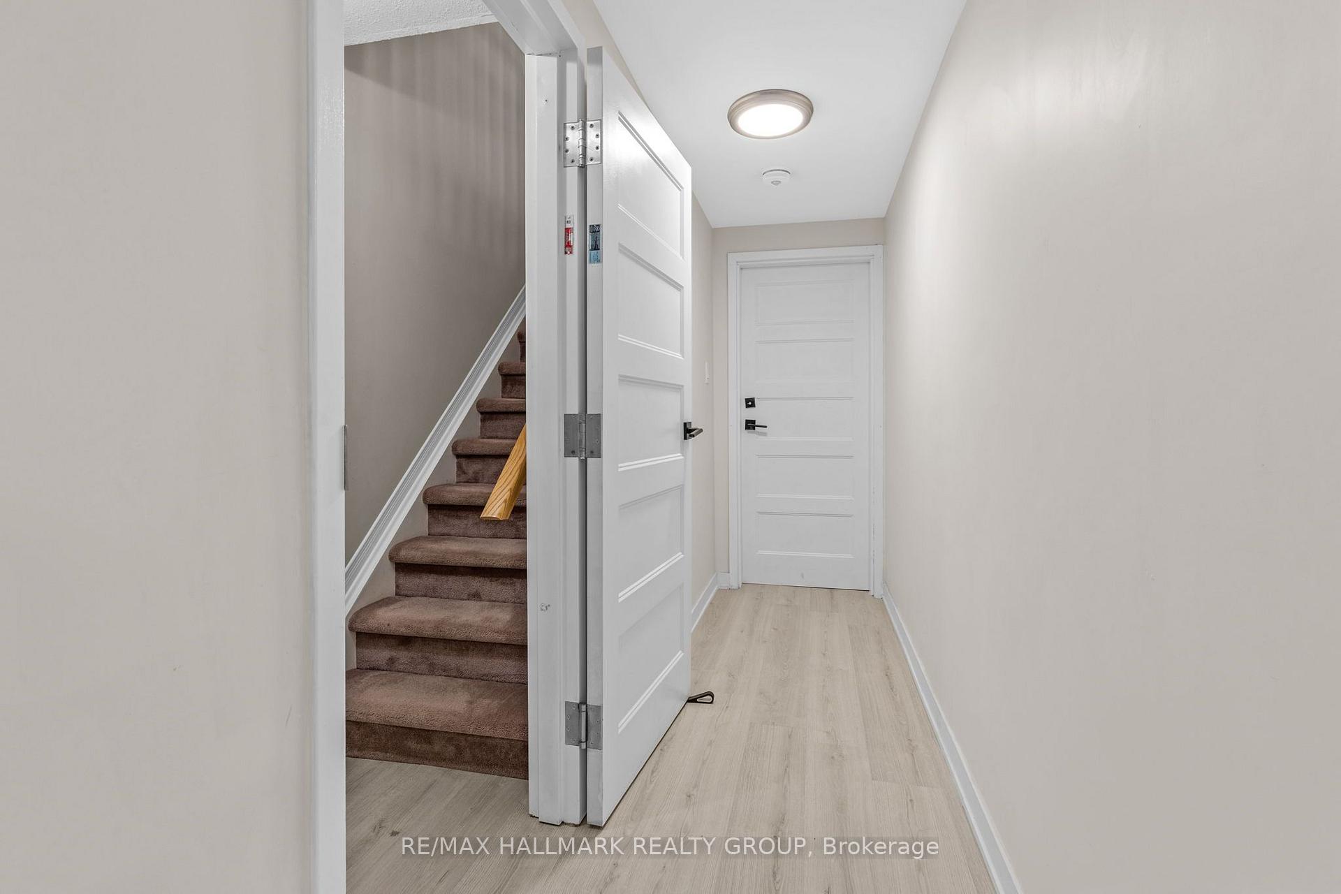Photo 19 of 5 Rayburn Street, Ottawa, Kanata - Morgan's Grant/South March — HOMEH