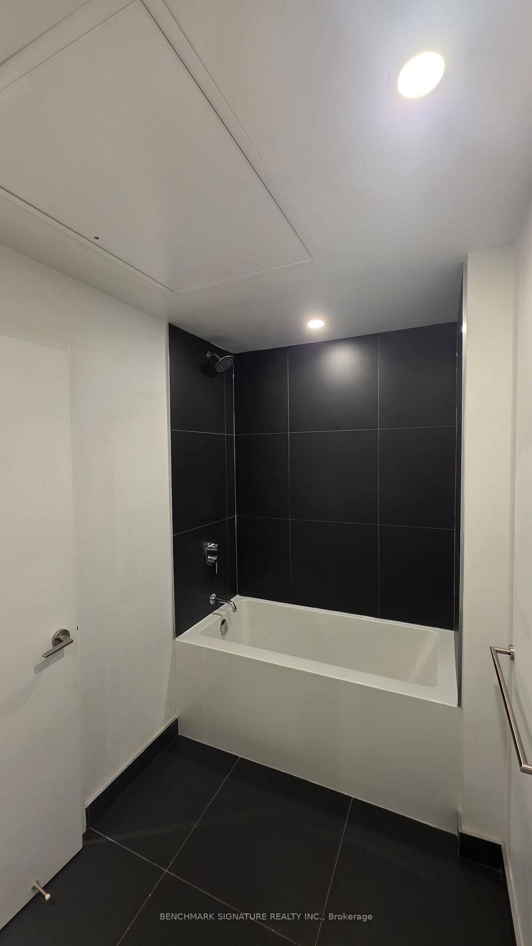 Photo 8 of Unit 2513, 20 Edward Street, Toronto, Bay Street Corridor — HOMEH
