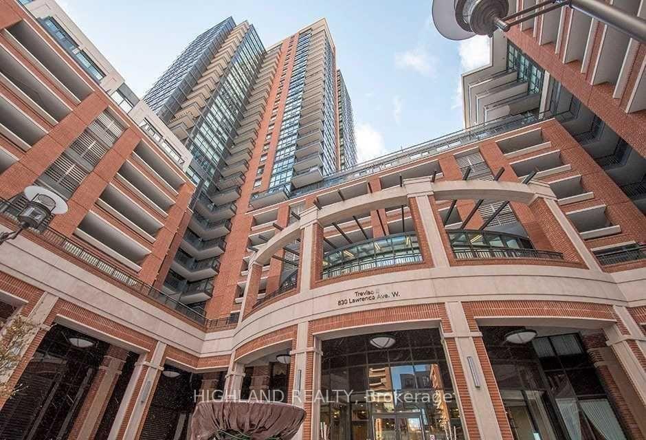 Photo of Unit 303, 800 Lawrence Avenue W