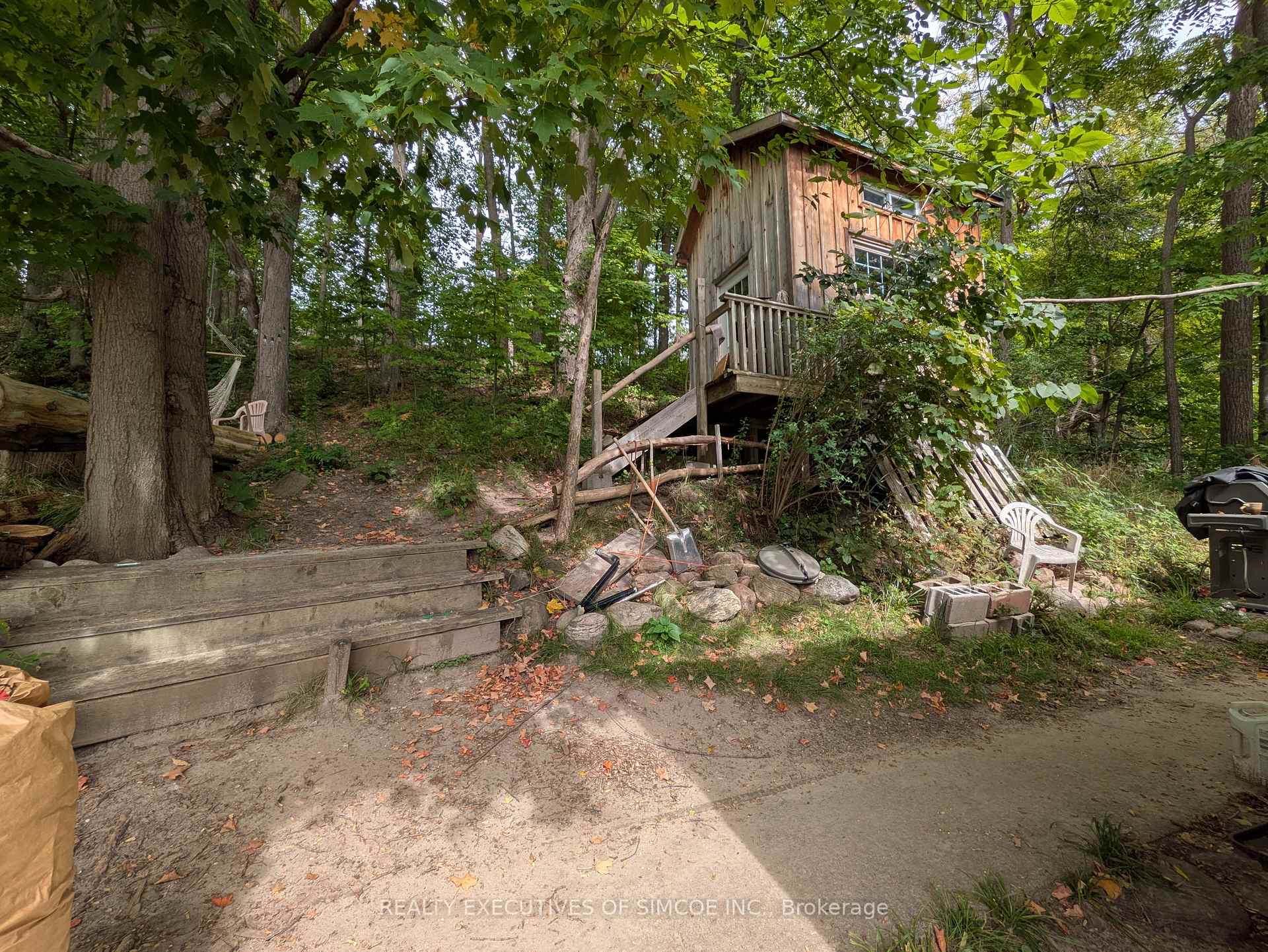 Photo 3 of 200 Blake Street, Barrie, Codrington — HOMEH