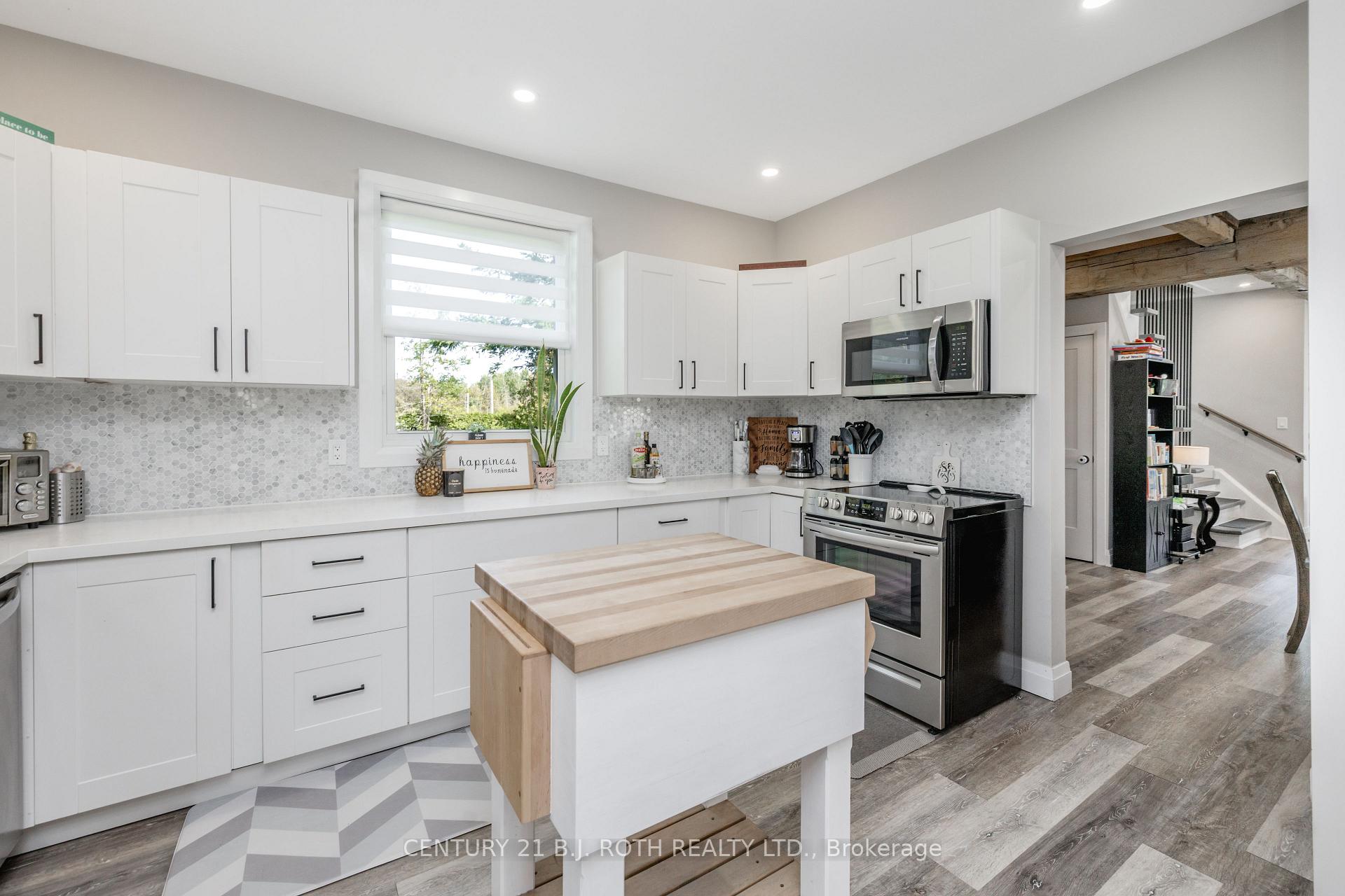 Photo 8 of 528 First Avenue, Tay, Port McNicoll — HOMEH