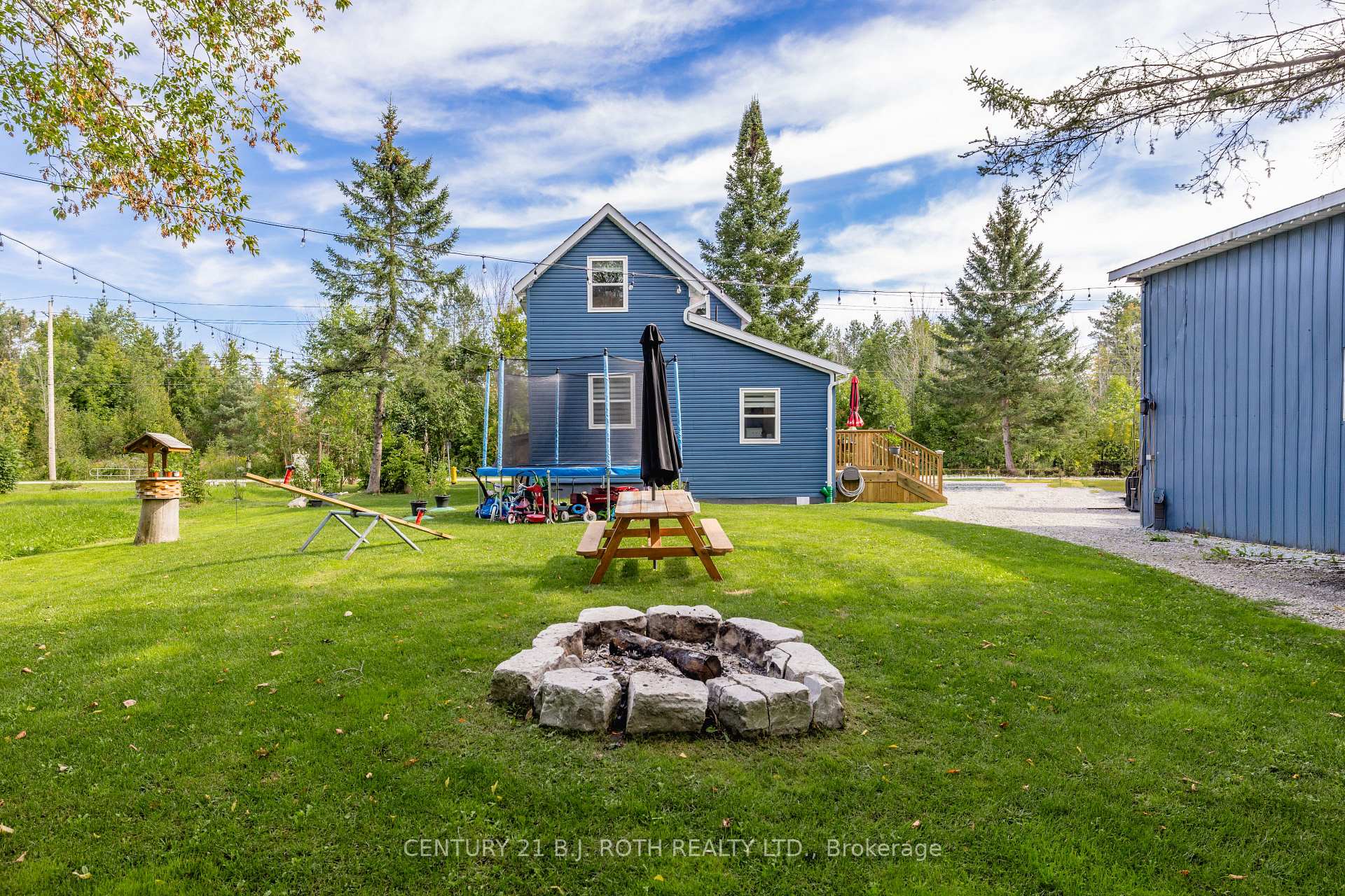 Photo 36 of 528 First Avenue, Tay, Port McNicoll — HOMEH