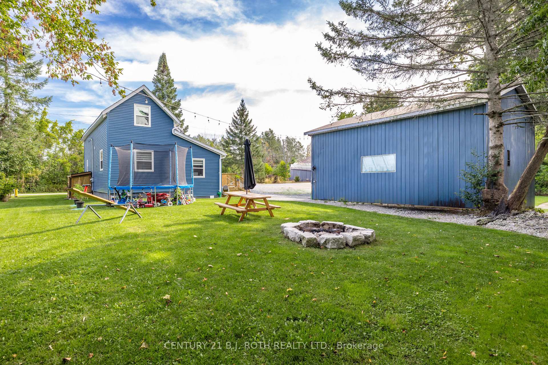 Photo 37 of 528 First Avenue, Tay, Port McNicoll — HOMEH