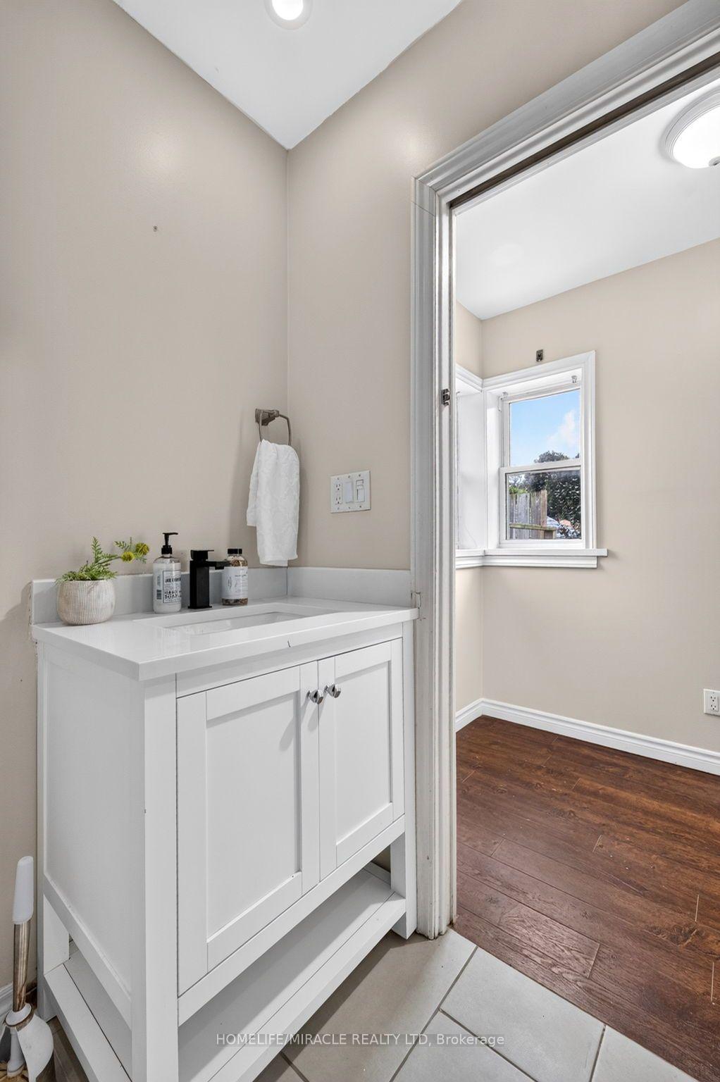 Photo 29 of 176 Avalon Place, Kitchener, Meinzinger — HOMEH