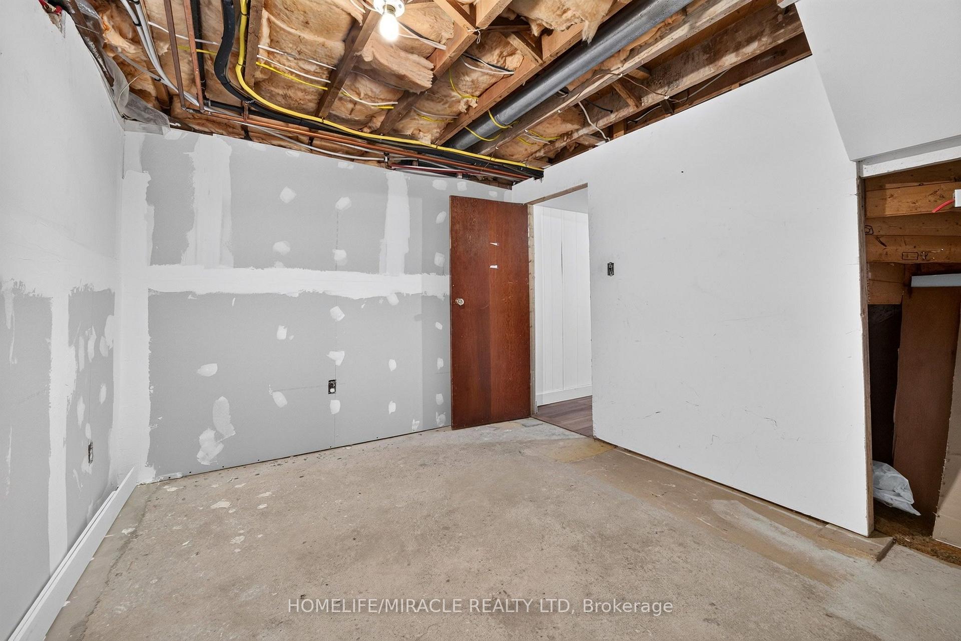 Photo 49 of 176 Avalon Place, Kitchener, Meinzinger — HOMEH