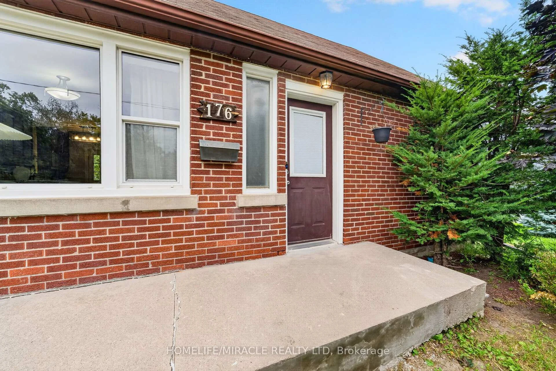 Photo 18 of 176 Avalon Place, Kitchener, Meinzinger — HOMEH
