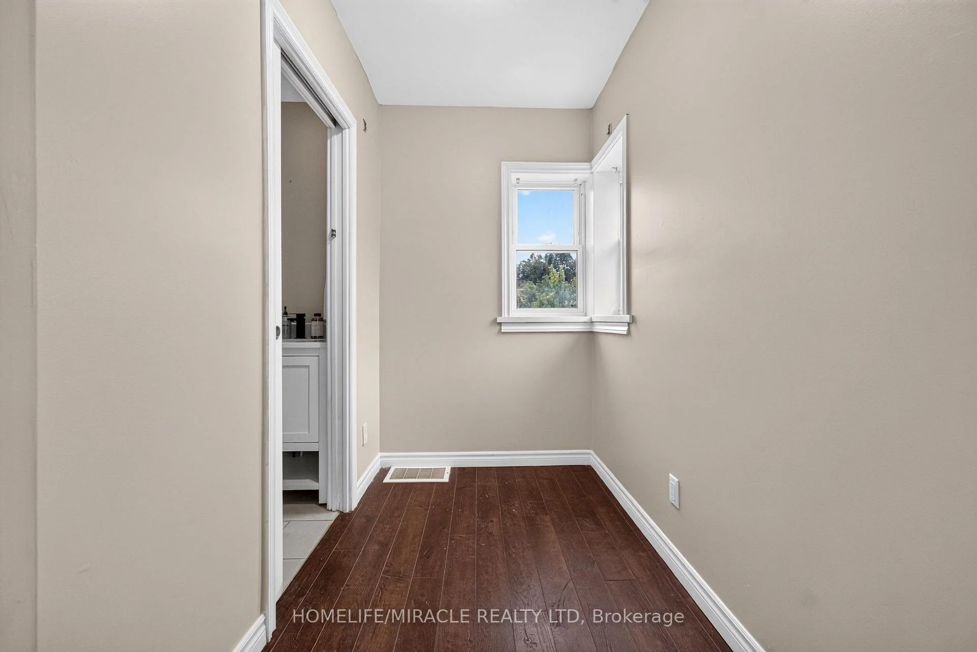 Photo 42 of 176 Avalon Place, Kitchener, Meinzinger — HOMEH