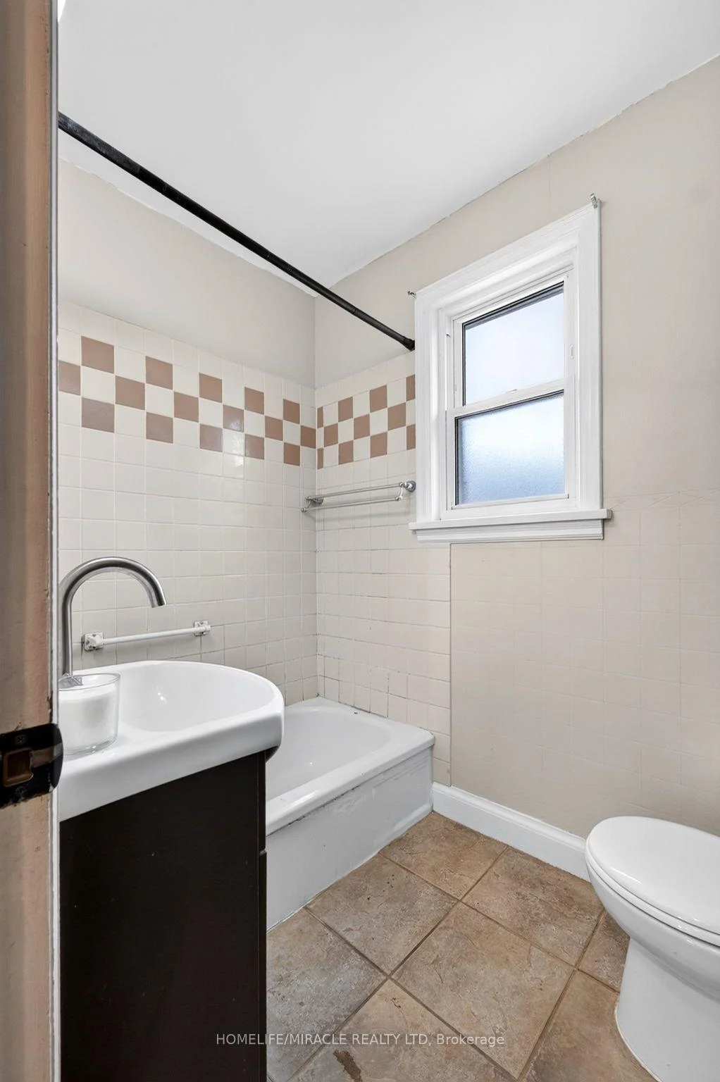 Photo 58 of 176 Avalon Place, Kitchener, Meinzinger — HOMEH