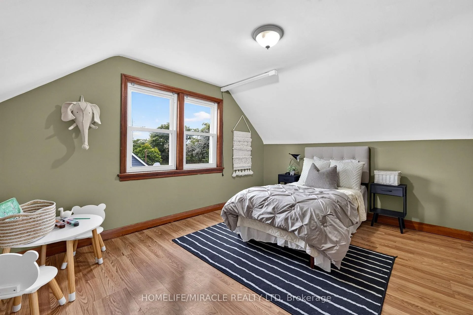 Photo 60 of 176 Avalon Place, Kitchener, Meinzinger — HOMEH