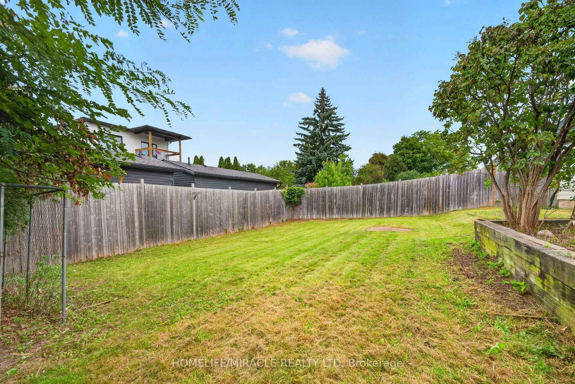Photo 75 of 176 Avalon Place, Kitchener, Meinzinger — HOMEH