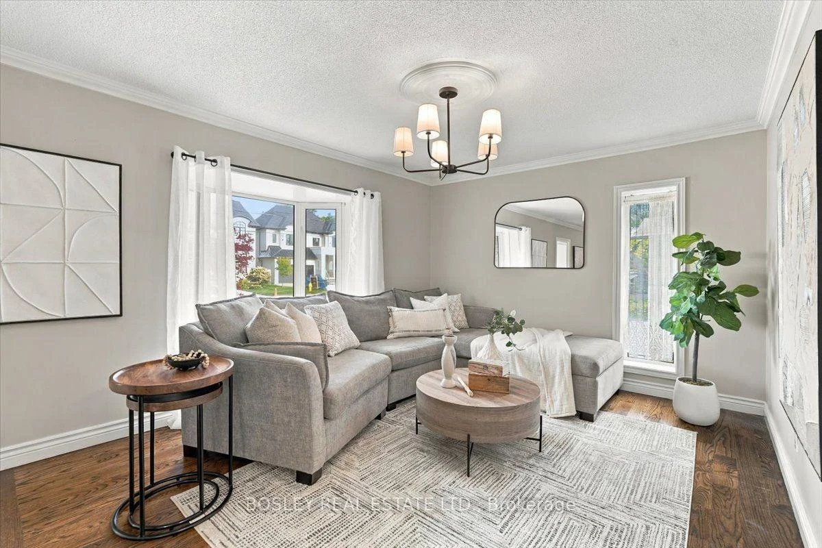 Photo 9 of 566 Rougemount Drive, Pickering, Rosebank — HOMEH