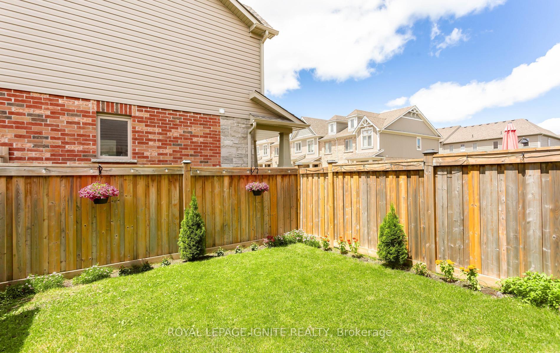 Photo 34 of 114 Parkinson Crescent, Orangeville — HOMEH