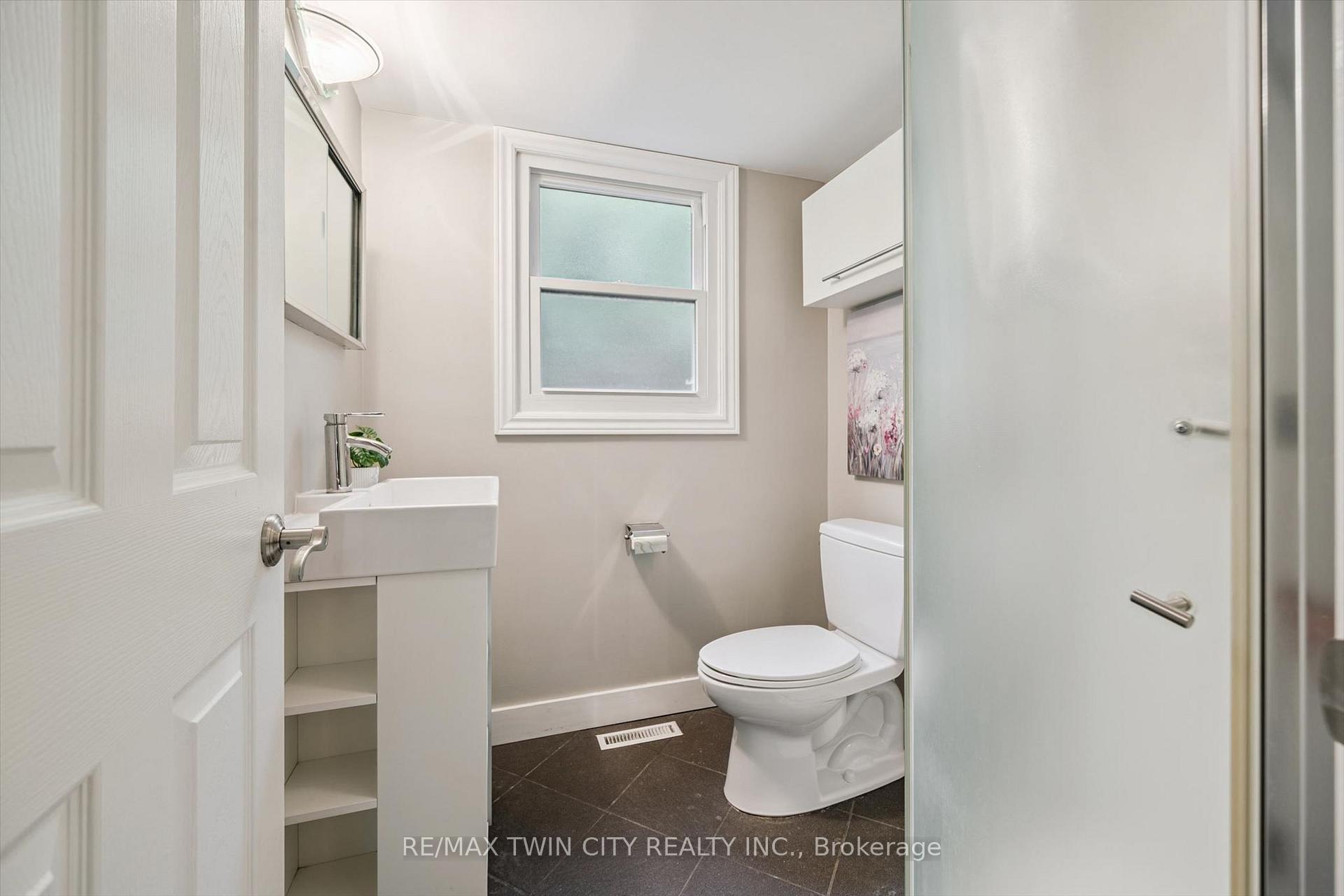 Photo 22 of 58 Bradley Drive, Kitchener, Stanley Park — HOMEH