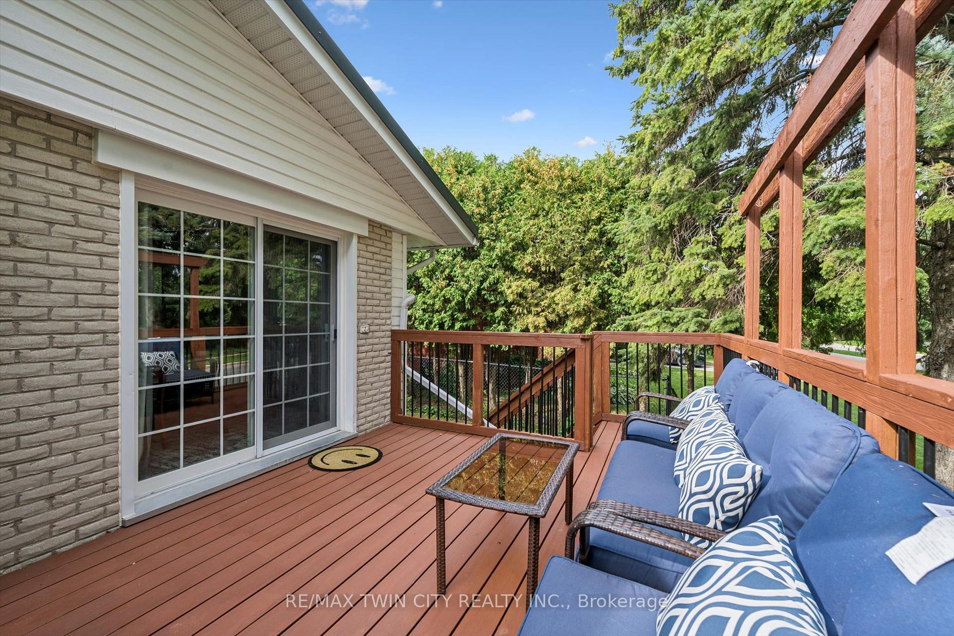 Photo 26 of 58 Bradley Drive, Kitchener, Stanley Park — HOMEH