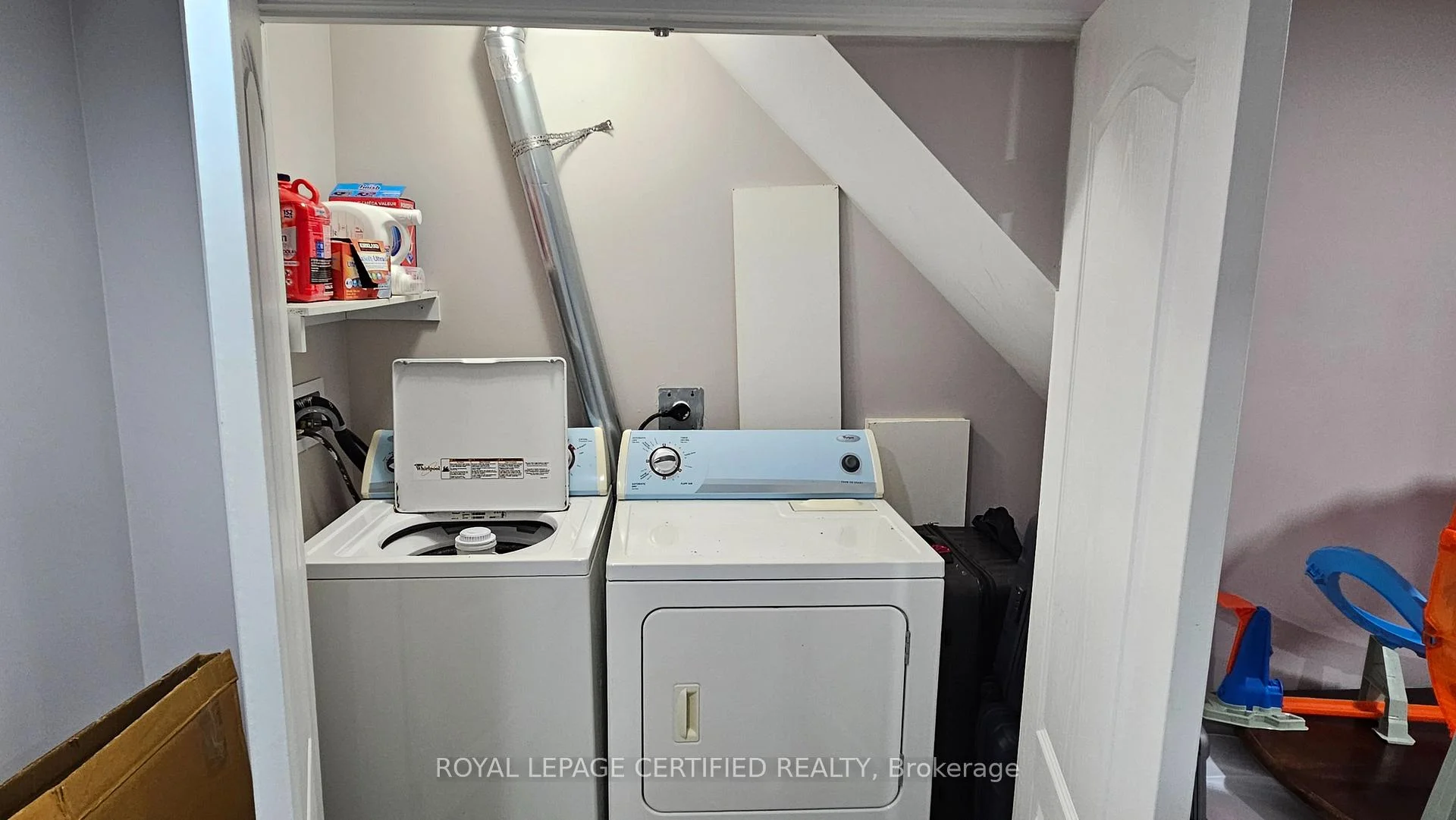 Photo 8 of Unit Bsmt, 62 Fandango Drive, Brampton, Credit Valley — HOMEH