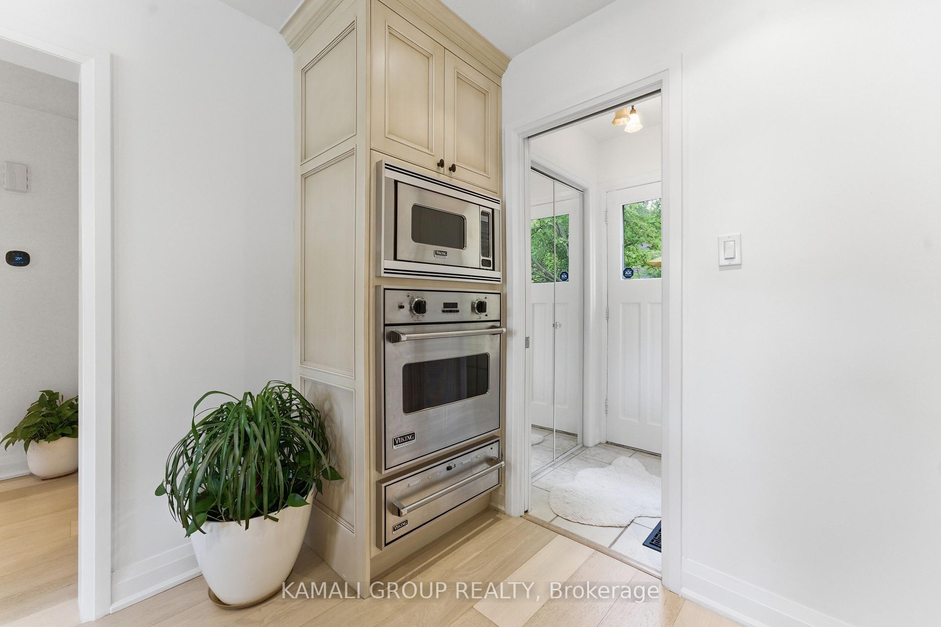 Photo 19 of 30 Blue Ridge Road, North York, Bayview Village — HOMEH