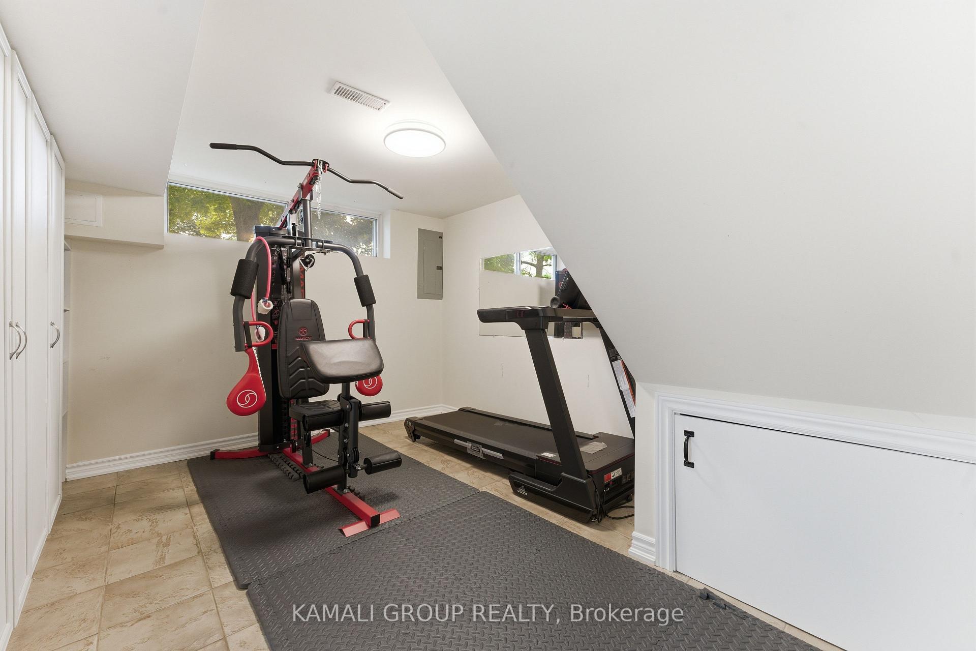 Photo 31 of 30 Blue Ridge Road, North York, Bayview Village — HOMEH