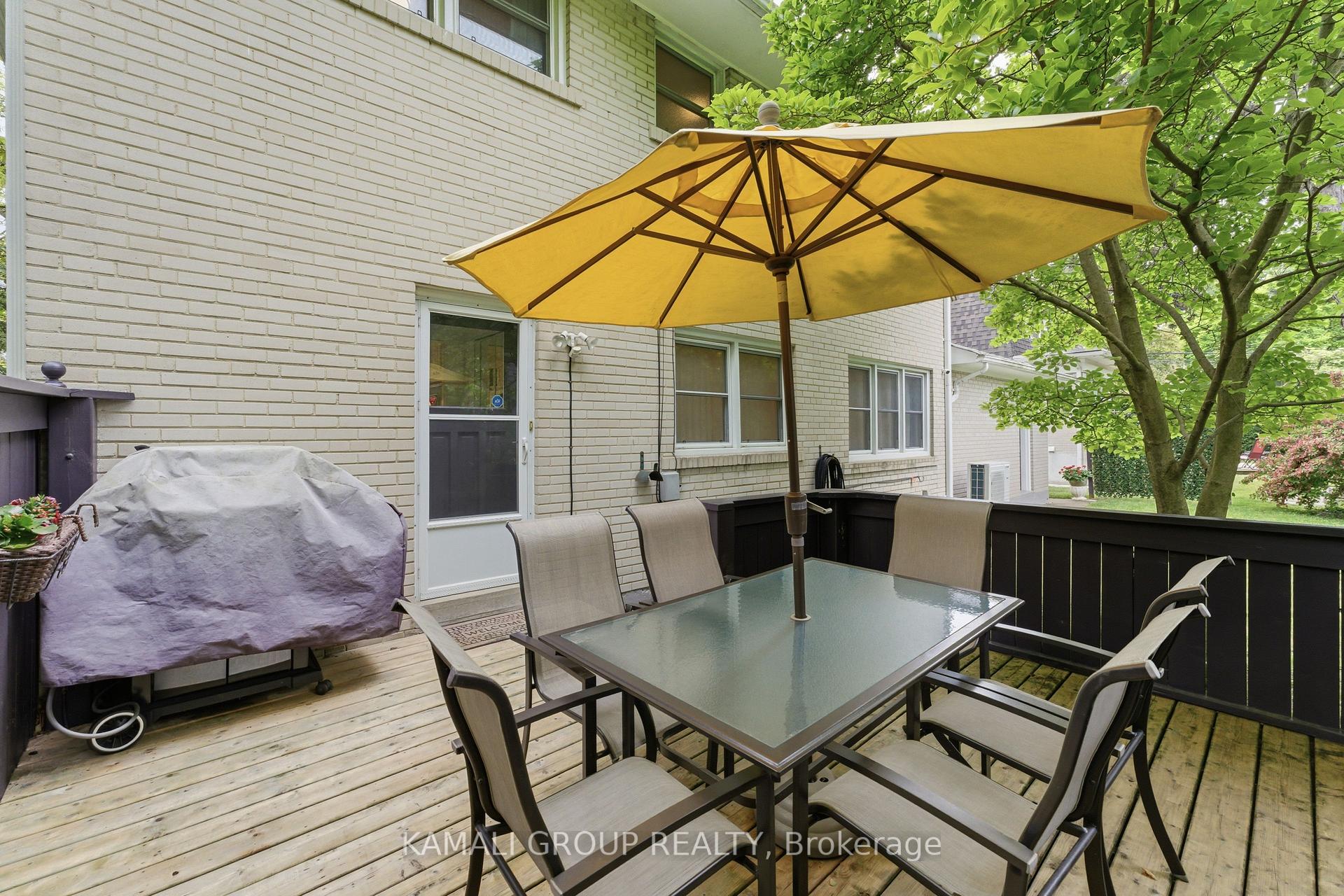 Photo 37 of 30 Blue Ridge Road, North York, Bayview Village — HOMEH
