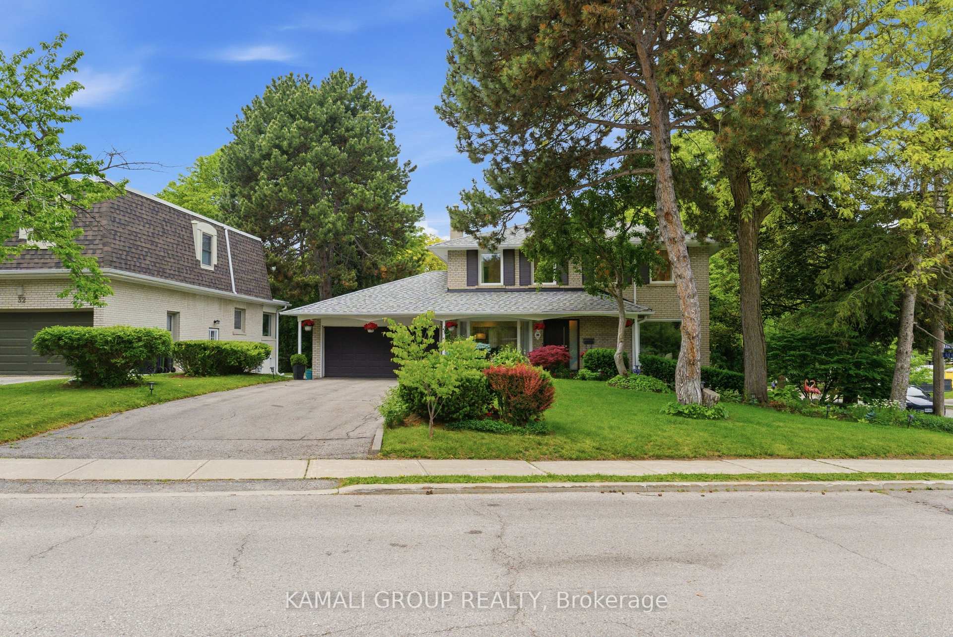 Photo 42 of 30 Blue Ridge Road, North York, Bayview Village — HOMEH