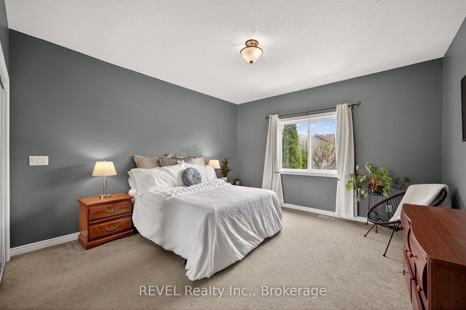Photo 19 of 126 Westland Street, St. Catharines, Rykert/Vansickle — HOMEH