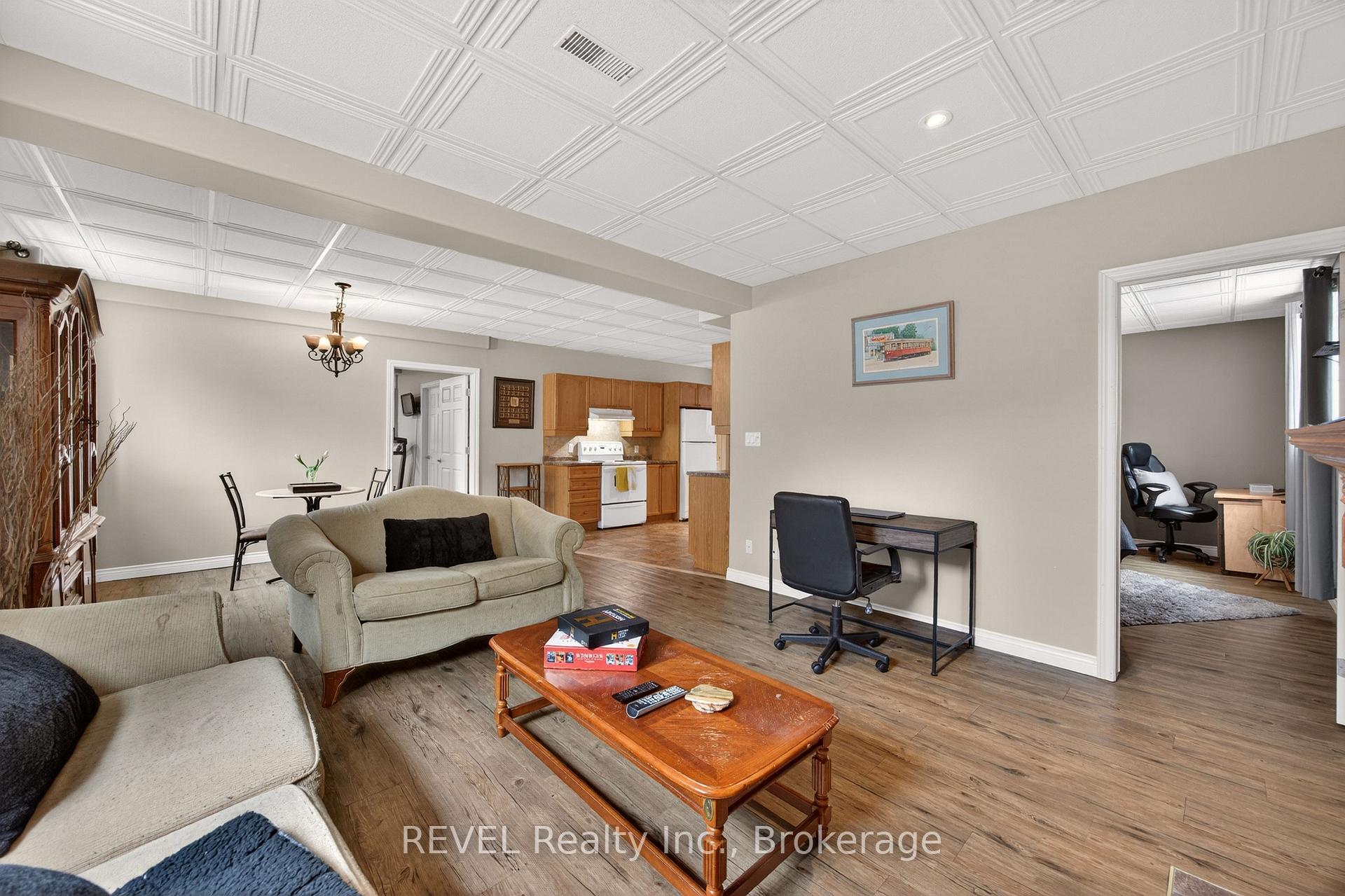 Photo 28 of 126 Westland Street, St. Catharines, Rykert/Vansickle — HOMEH