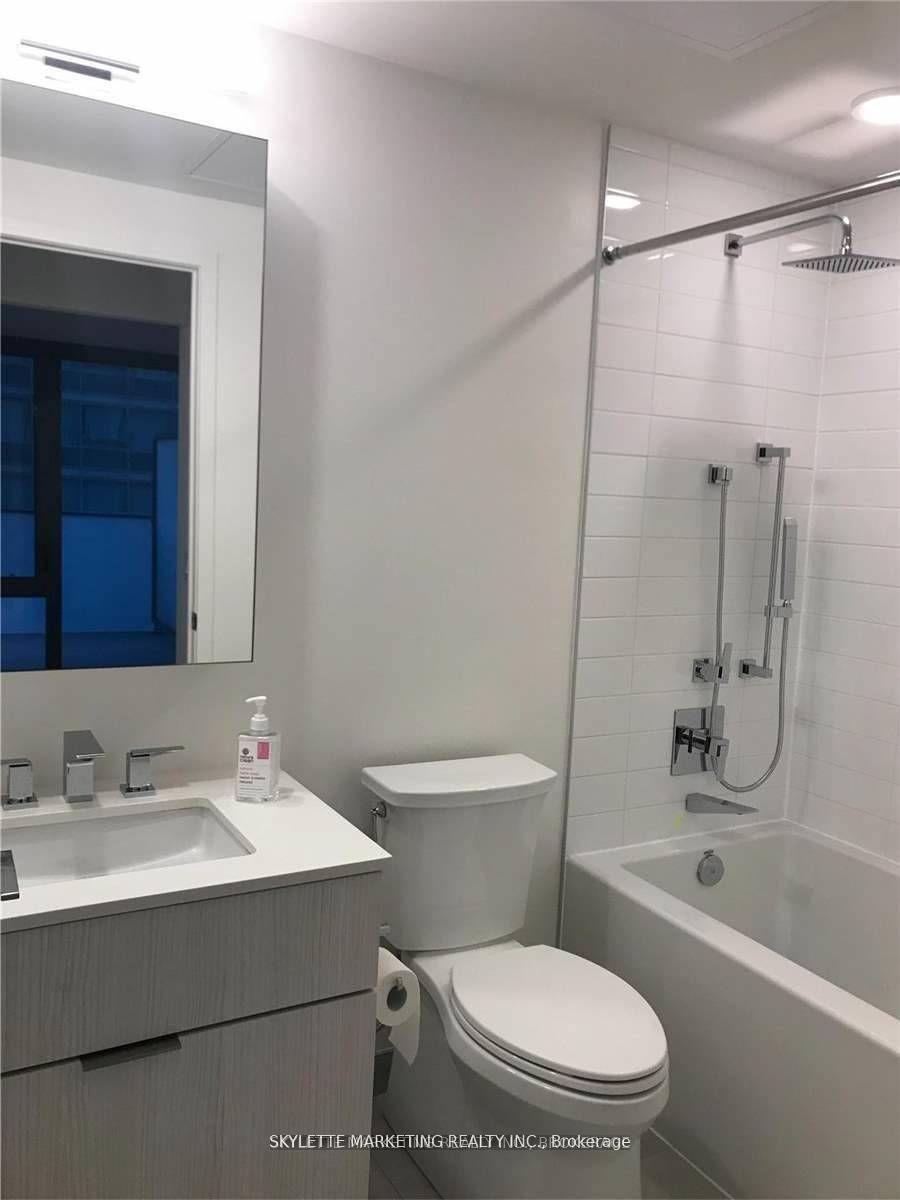 Photo 12 of Unit 1011, 25 Richmond Street E, Toronto, Church-Yonge Corridor — HOMEH