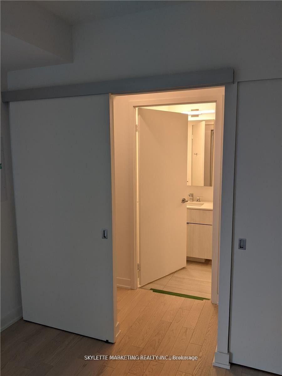 Photo 20 of Unit 1011, 25 Richmond Street E, Toronto, Church-Yonge Corridor — HOMEH