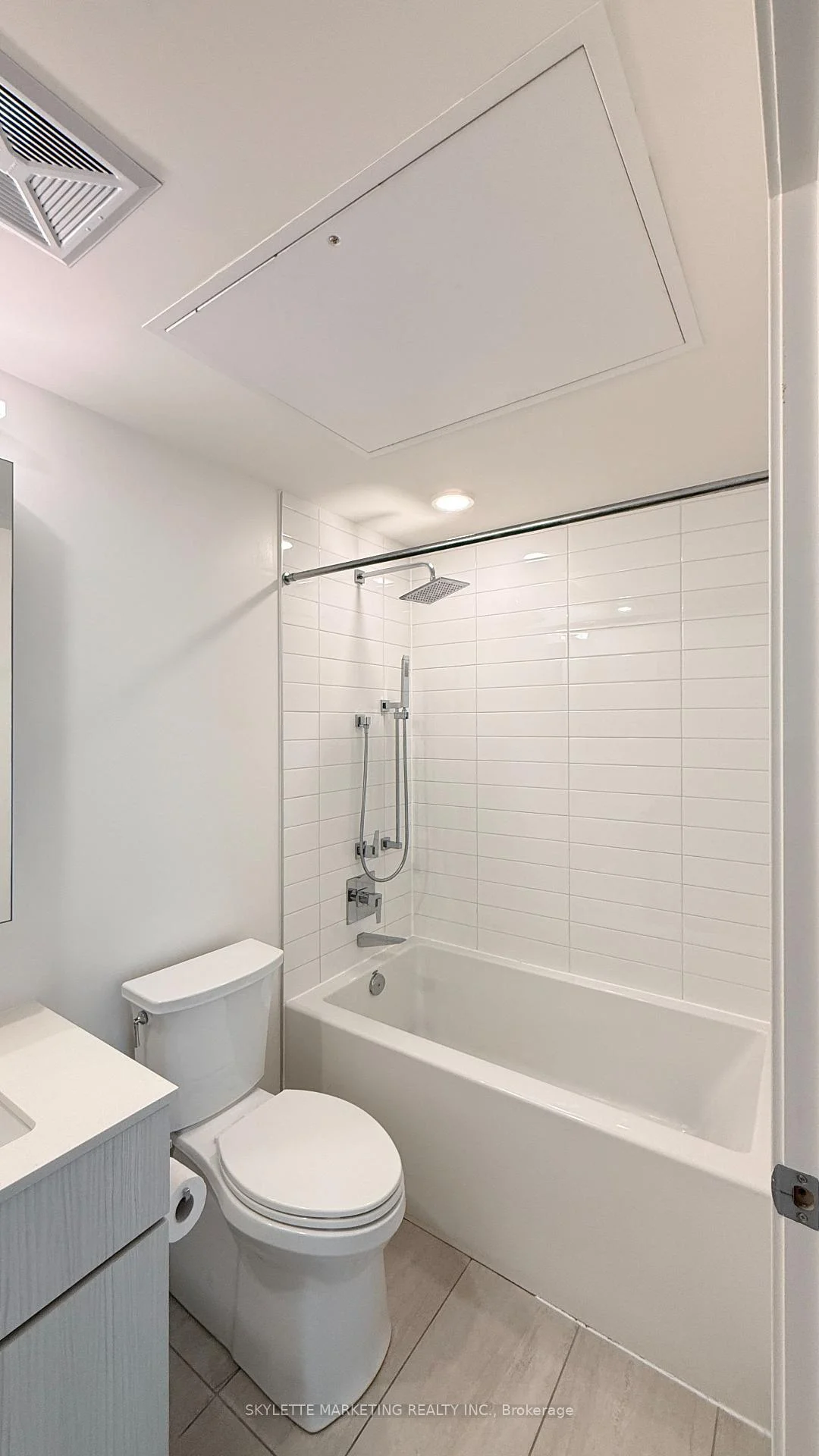 Photo 26 of Unit 1011, 25 Richmond Street E, Toronto, Church-Yonge Corridor — HOMEH