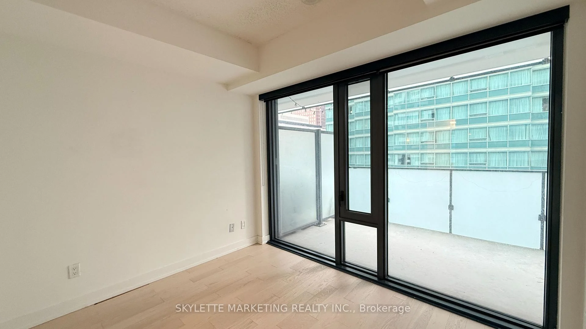 Photo 44 of Unit 1011, 25 Richmond Street E, Toronto, Church-Yonge Corridor — HOMEH
