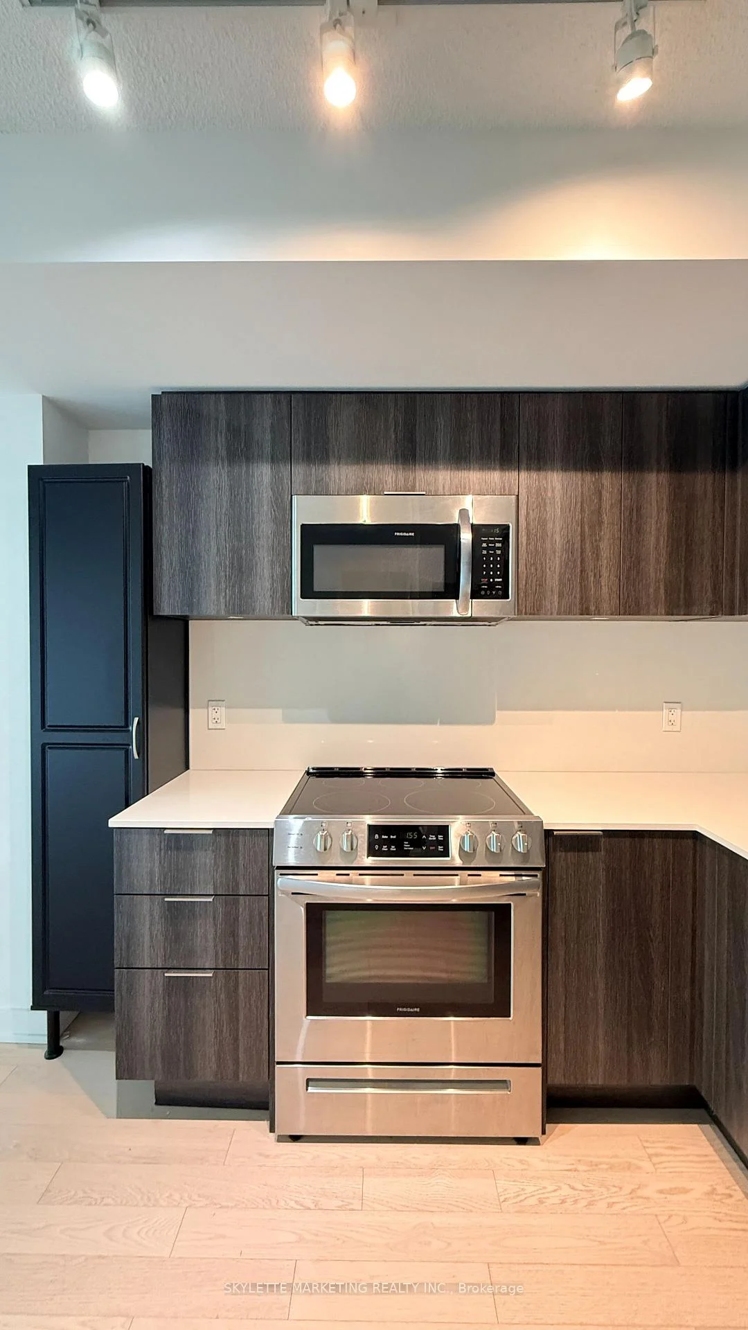 Photo 48 of Unit 1011, 25 Richmond Street E, Toronto, Church-Yonge Corridor — HOMEH