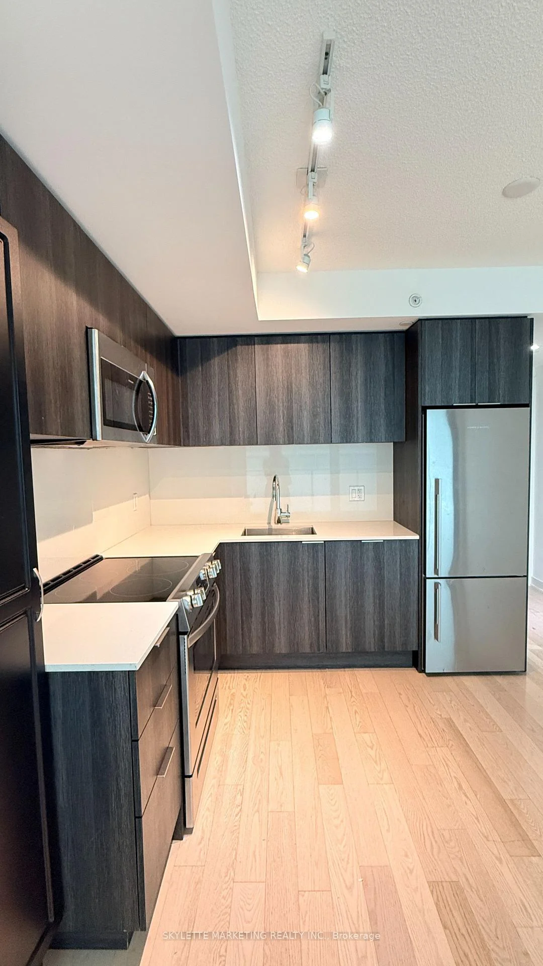 Photo 51 of Unit 1011, 25 Richmond Street E, Toronto, Church-Yonge Corridor — HOMEH
