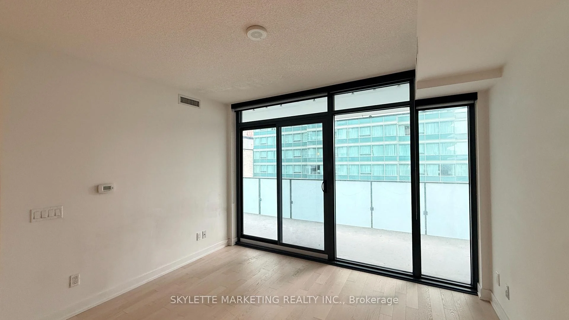 Photo 53 of Unit 1011, 25 Richmond Street E, Toronto, Church-Yonge Corridor — HOMEH