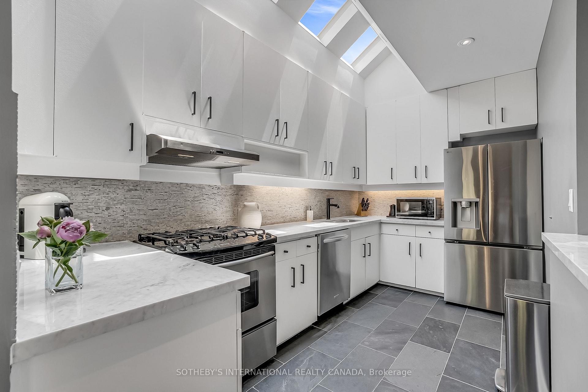 Photo 46 of 94 Walker Avenue, Toronto, Yonge-St. Clair — HOMEH