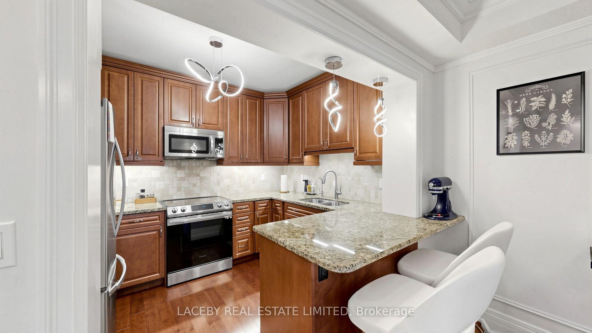 Photo 13 of Unit 319, 80 Burns Boulevard, King, King City — HOMEH