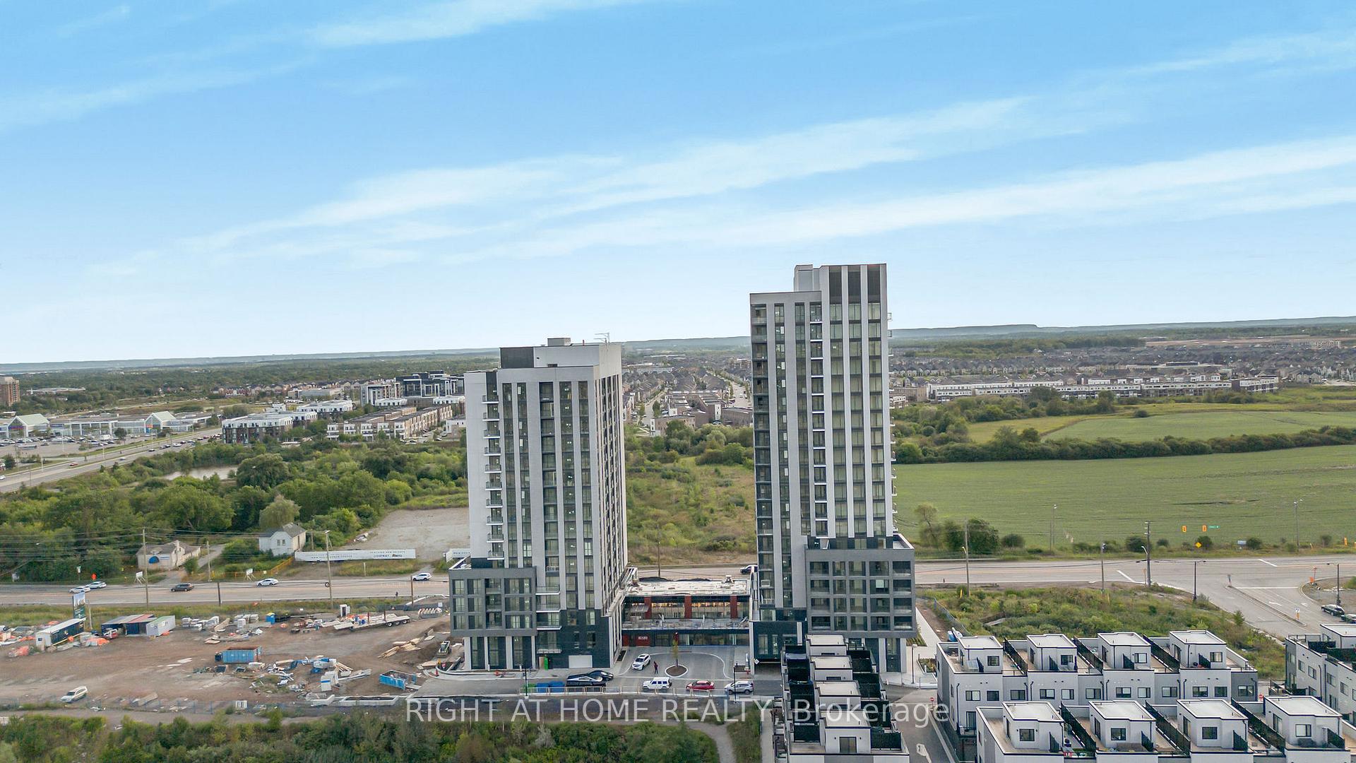 Photo 2 of Unit 902, 3071 Trafalgar Road, Oakville, Joshua Meadows — HOMEH