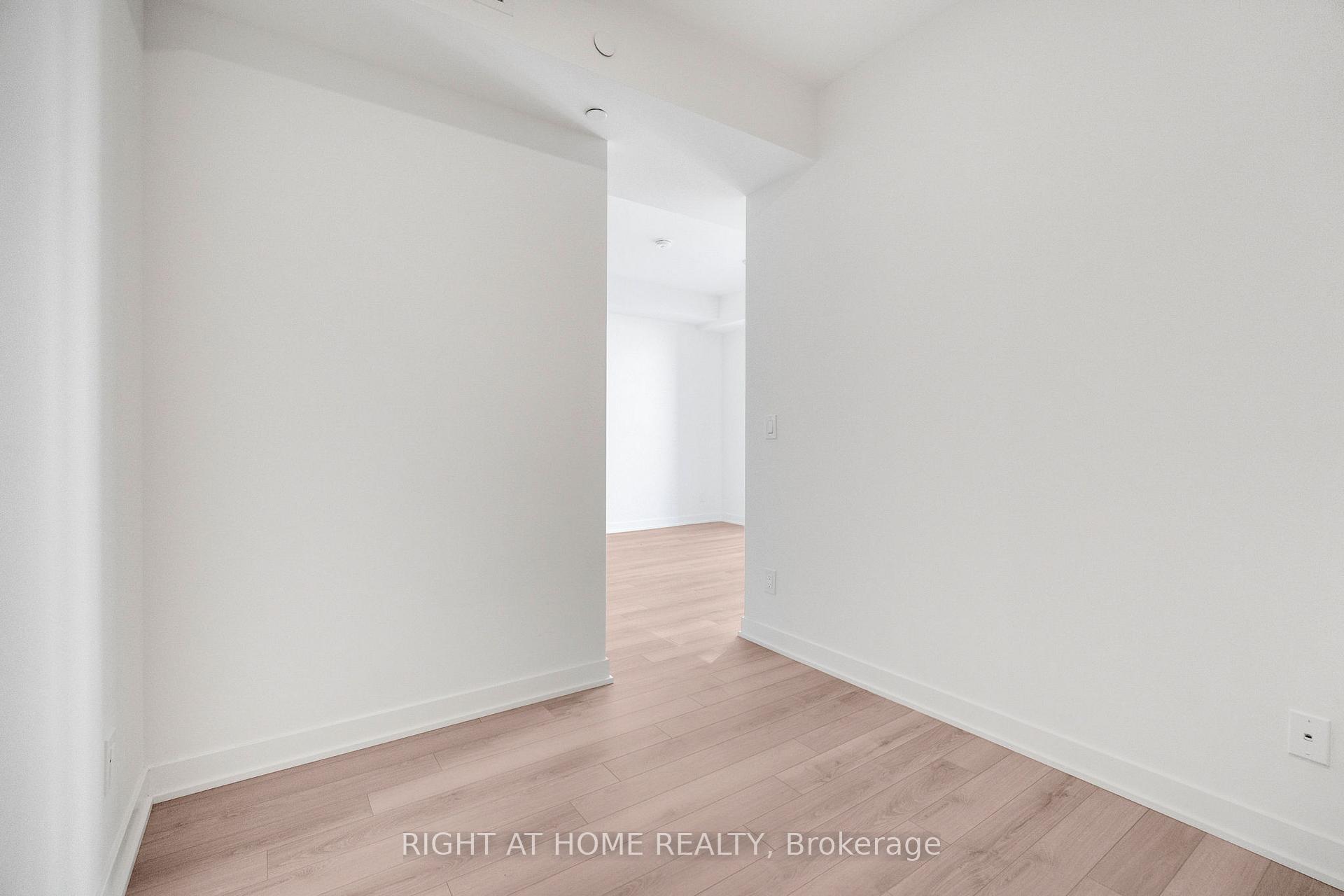 Photo 22 of Unit 902, 3071 Trafalgar Road, Oakville, Joshua Meadows — HOMEH