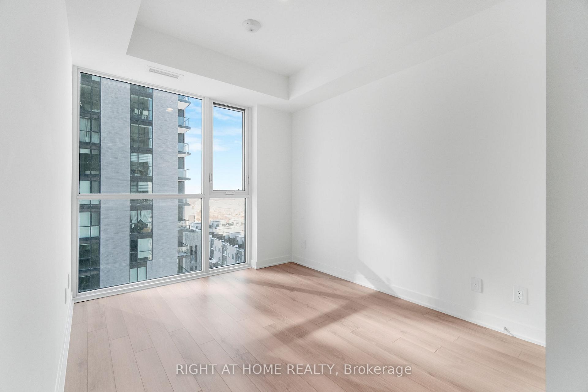 Photo 23 of Unit 902, 3071 Trafalgar Road, Oakville, Joshua Meadows — HOMEH