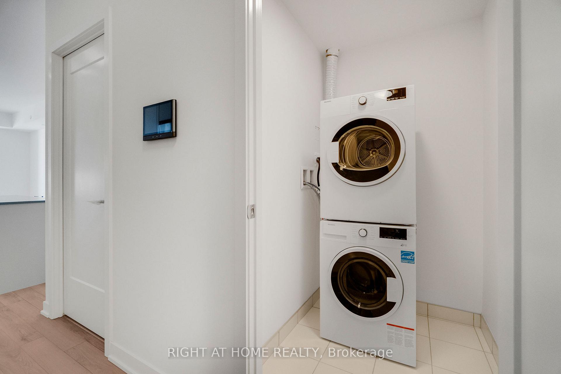 Photo 28 of Unit 902, 3071 Trafalgar Road, Oakville, Joshua Meadows — HOMEH