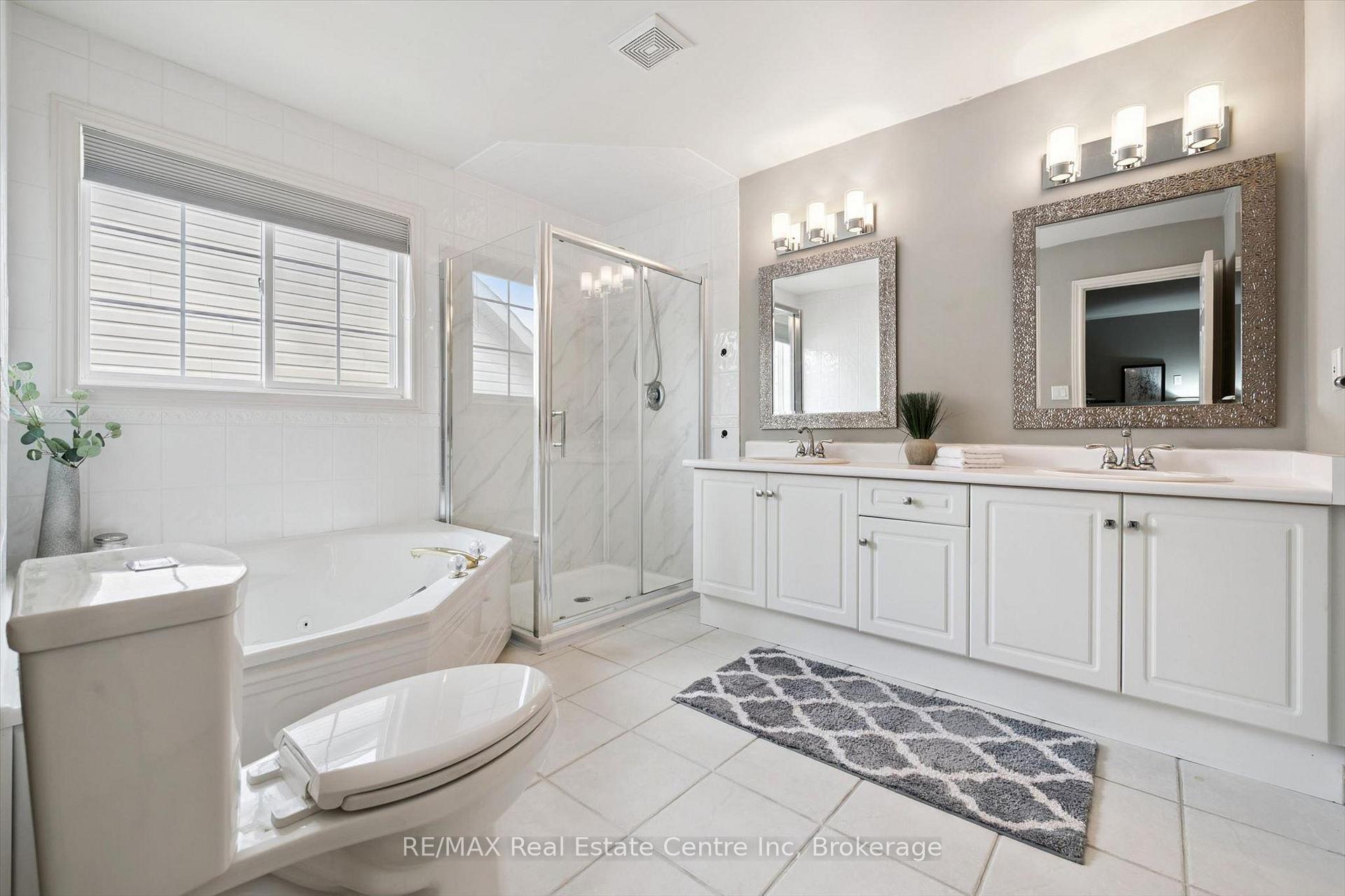 Photo 13 of 51 Spencer Crescent, Guelph, Pineridge/Westminster Woods — HOMEH