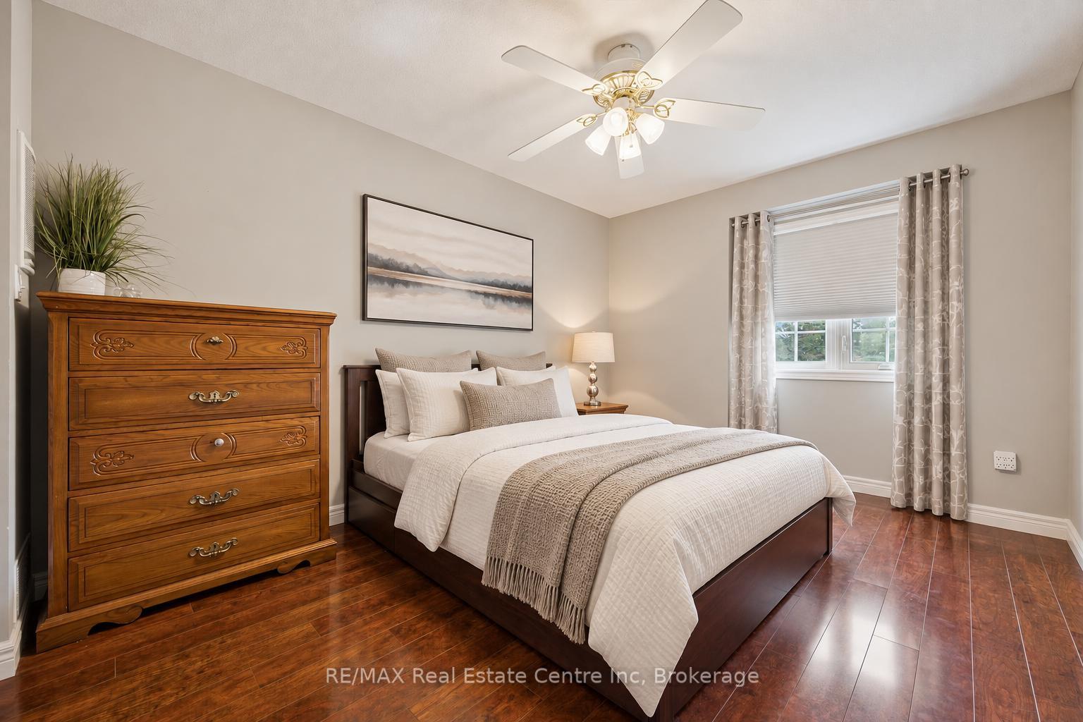 Photo 15 of 51 Spencer Crescent, Guelph, Pineridge/Westminster Woods — HOMEH