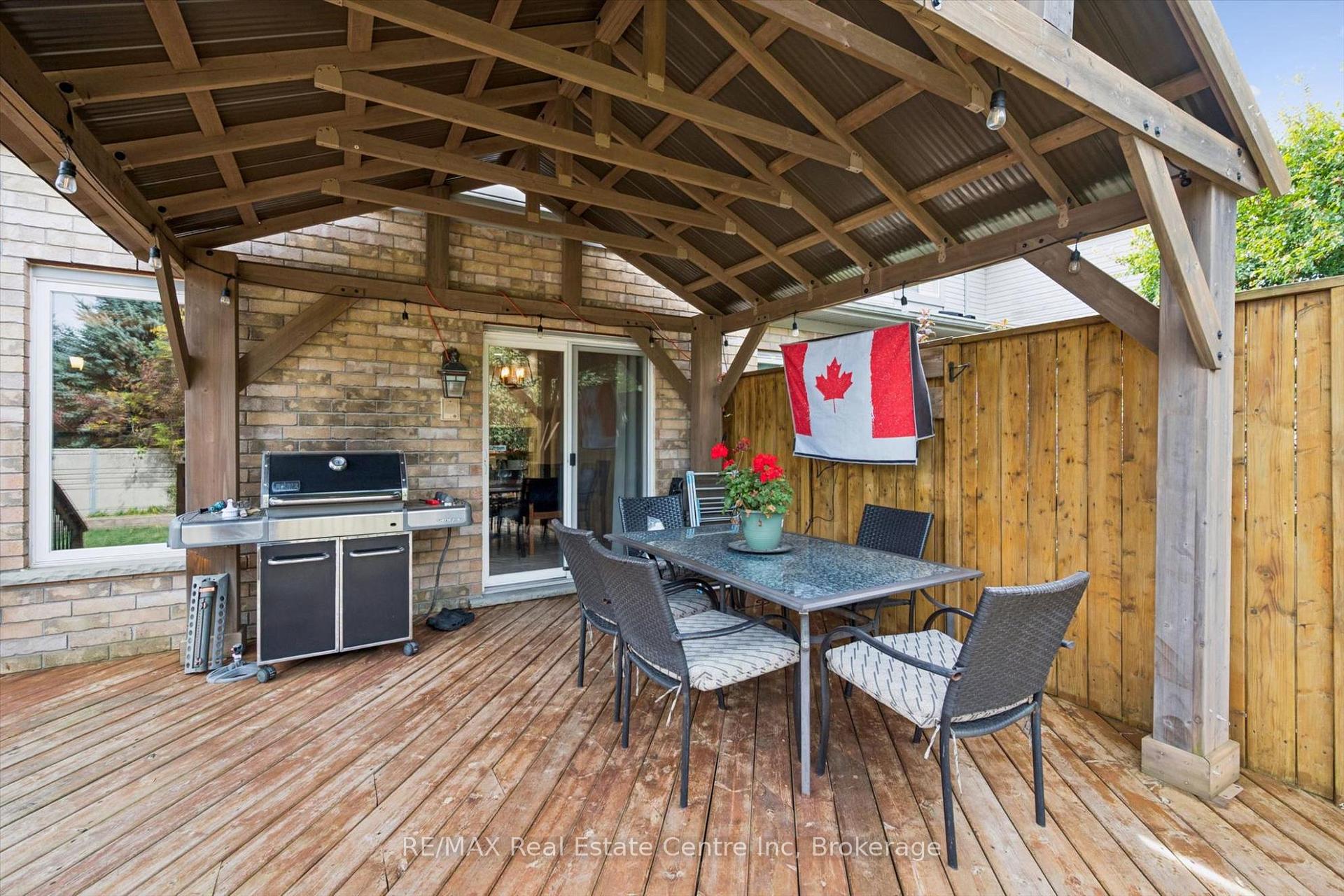 Photo 21 of 51 Spencer Crescent, Guelph, Pineridge/Westminster Woods — HOMEH