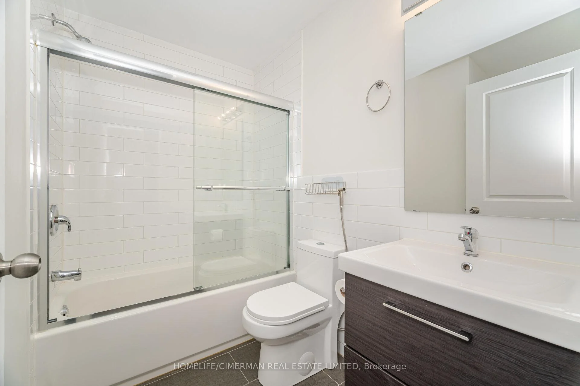 Photo 20 of Unit Unit #1, 67 West Avenue N, Hamilton, Beasley — HOMEH