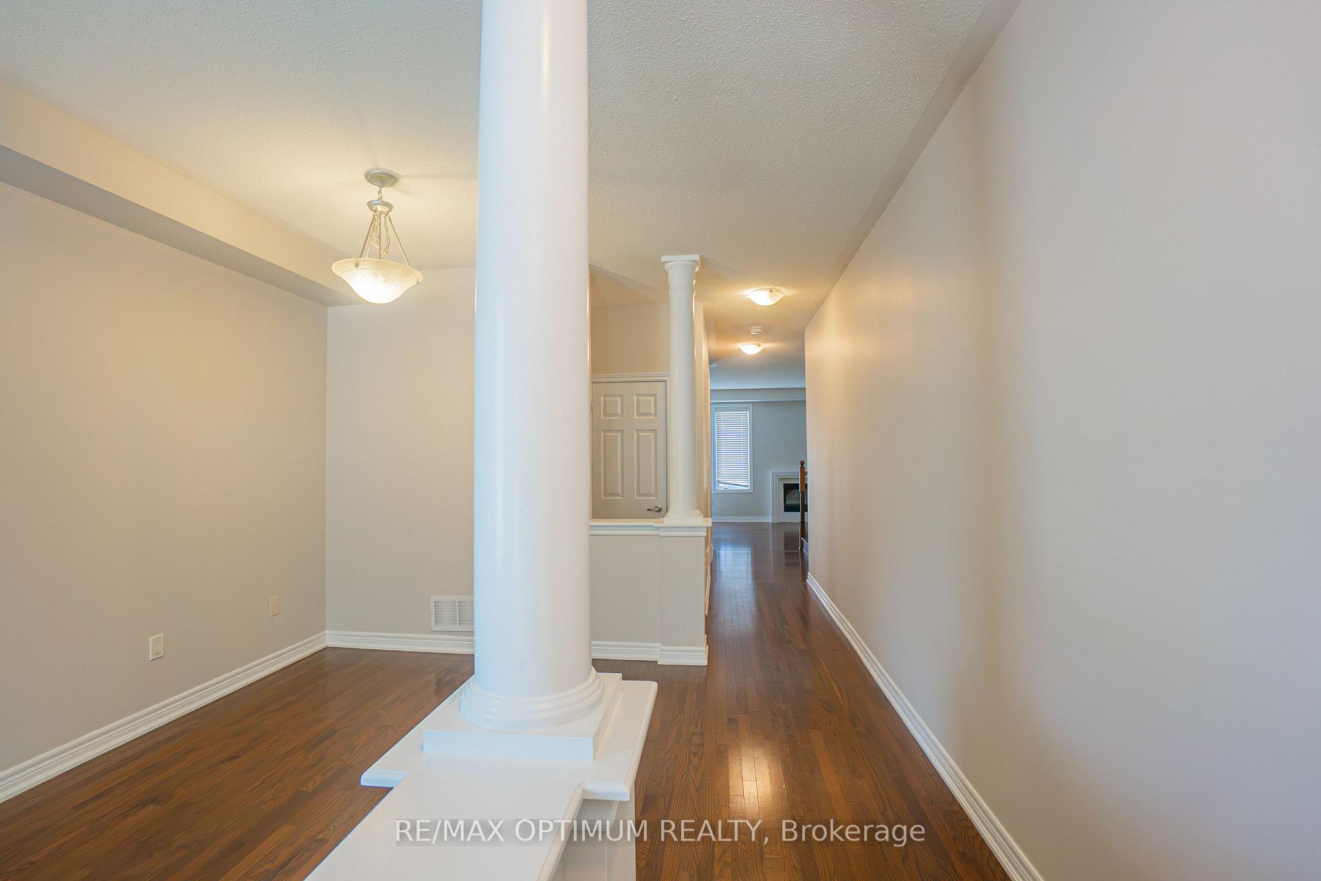 Photo 6 of 23 Merrickville Way, Brampton, Bram West — HOMEH
