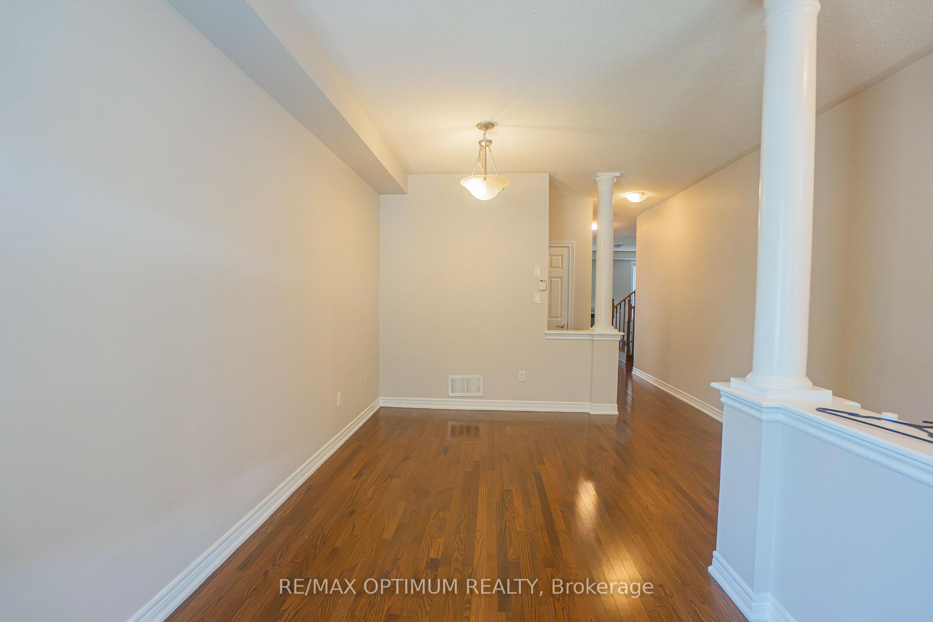 Photo 7 of 23 Merrickville Way, Brampton, Bram West — HOMEH